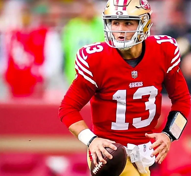 NFL Touch Counts vs. Expected Fantasy Points: Which Better Predicts Value?