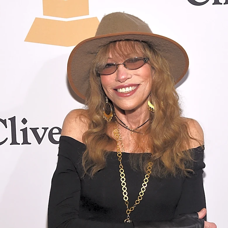 Carly Simon reveals Parkinson's diagnosis. What is disease?