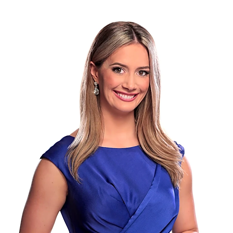 WXYZ reporter gets surprised with an on-air visit from her fiancé