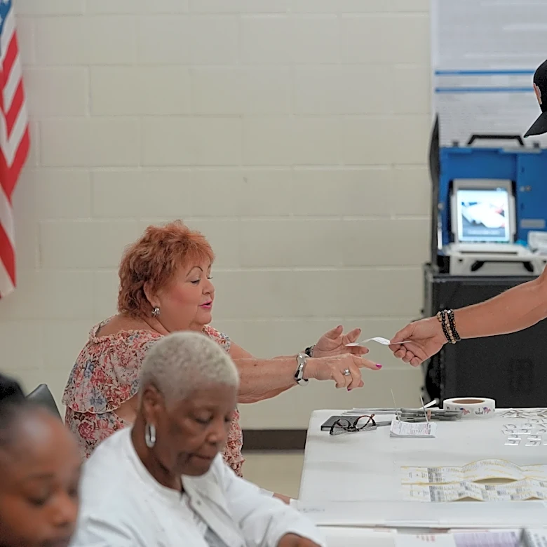 Michigan needs thousands more poll workers for the Nov. 3 election