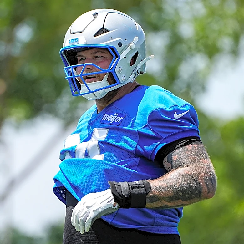 Hear Detroit Lions' offensive line options after Cade Mays injury