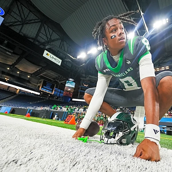 Donald Tabron, 5-star Detroit Cass Tech QB, commits to Texas A&M