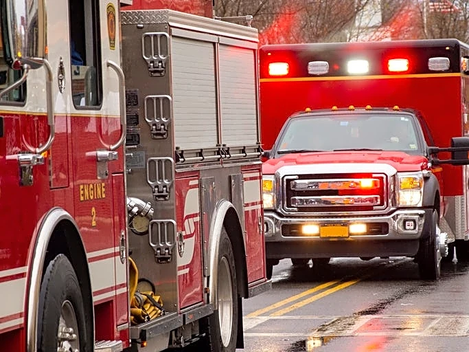 3 die, 2 escape in fire at Redford Township adult foster care home