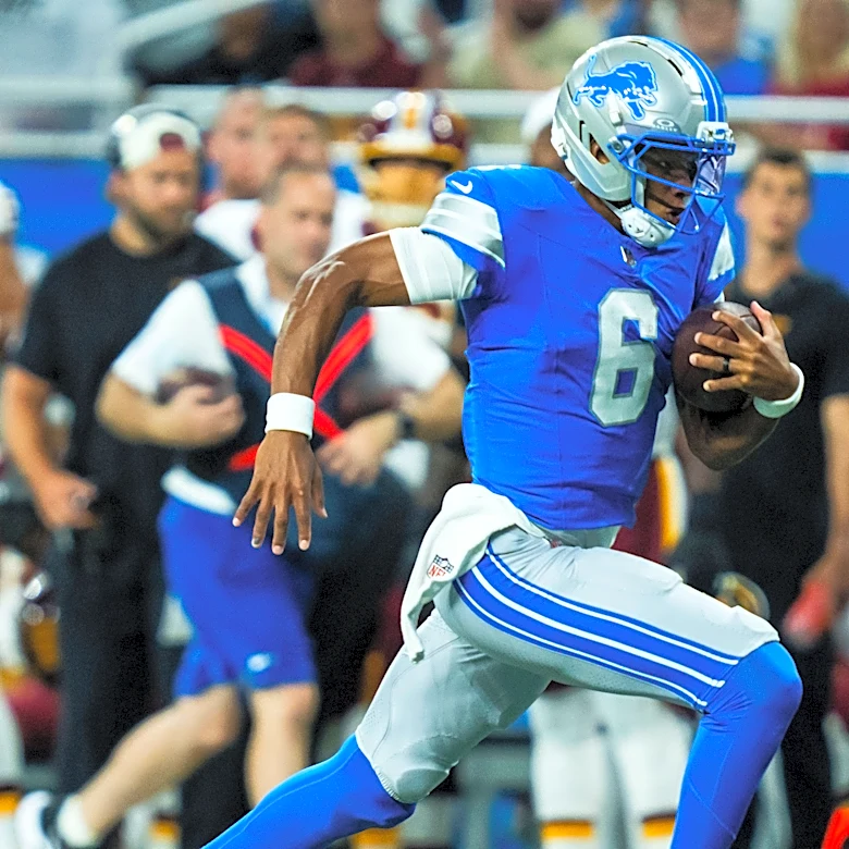 Josh Dobbs, Luje Altmyer add extra element to Lions backup QB battle