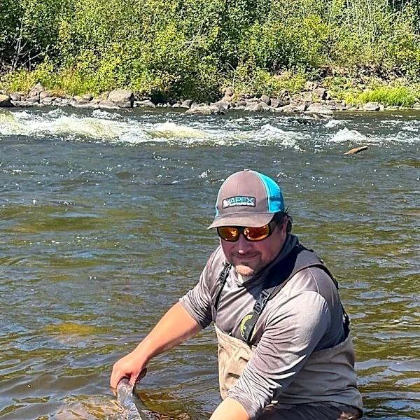 U.P. outdoorsman helps save pair of 'dinosaur' fish. What happened