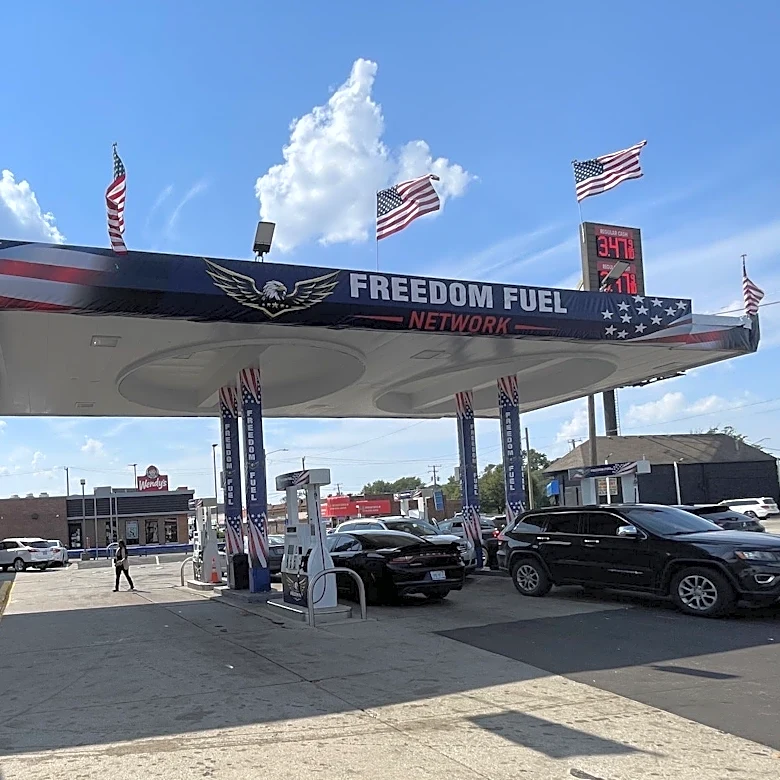 Trump-backed gas station gives Detroiters relief at the pump