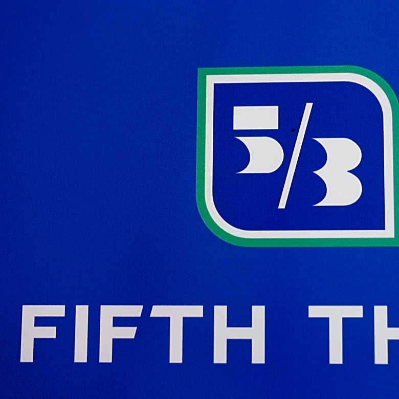 Fifth Third-Comerica merger leaves some customers angry over glitches