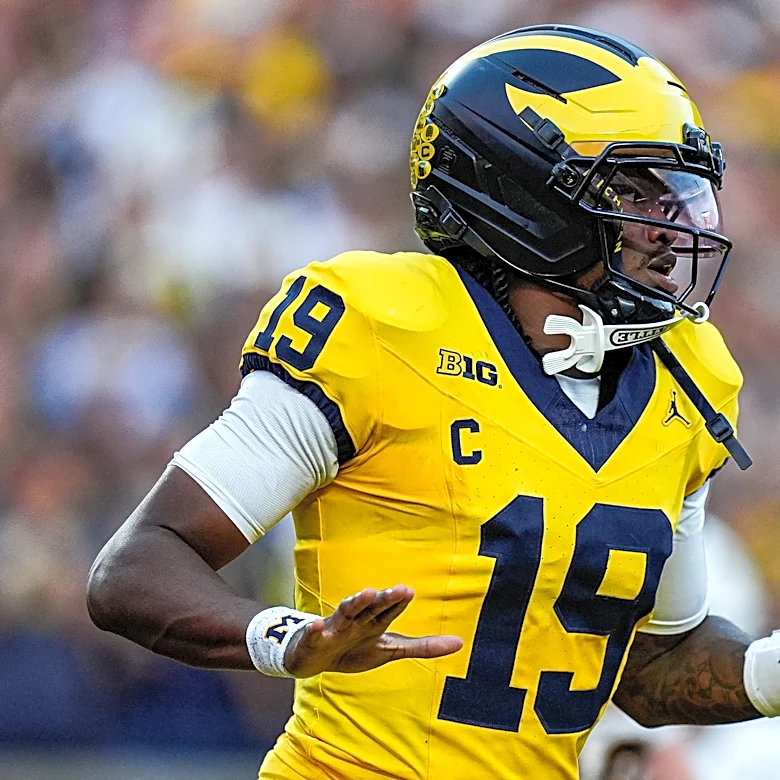 Bryce Underwood brushes off outside pressure. But Michigan will need him to step up