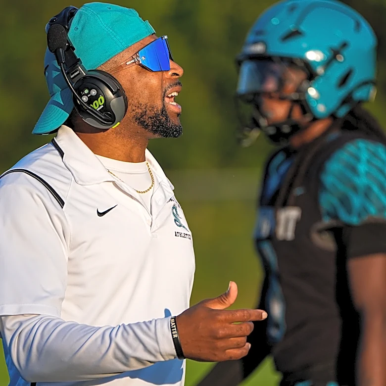 QB Myles Matlock stars, bonkers chain crew ejection mars Detroit Edison win vs Romulus Summit