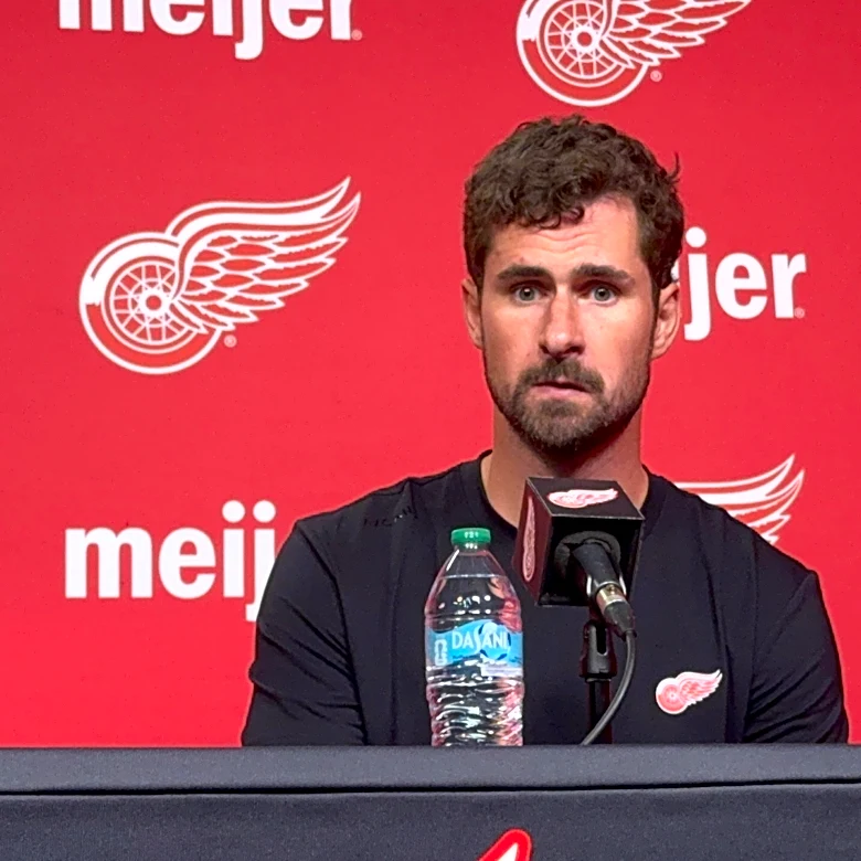 Dylan Larkin on Red Wings trade request: 'Personal stuff"