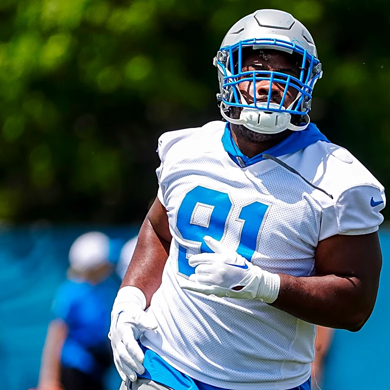 Lions add Levi Onwuzurike to 53-man roster, elevate 2 from practice squad