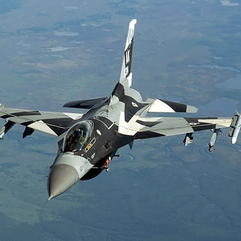 How many pilots does an F-16 carry? What we know about crashed jet