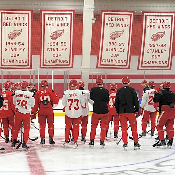 Todd McLellan 'not happy' with Detroit Red Wings as training camp ends