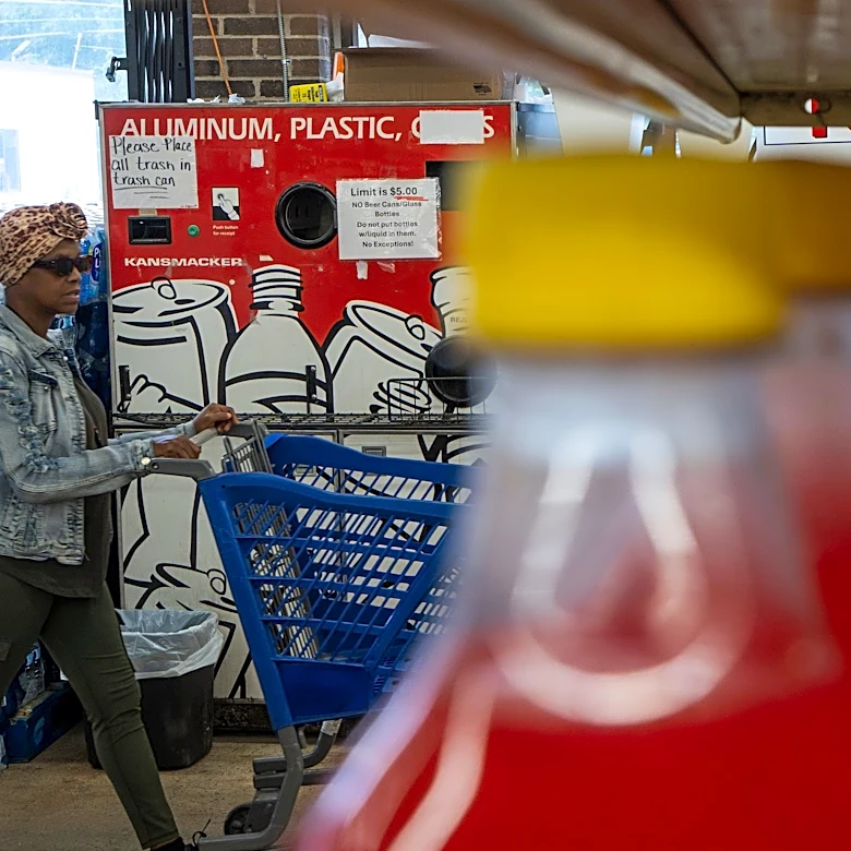 Michigan food retailers want out of the bottle return business