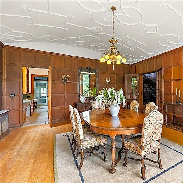 $1.1M Albert Kahn-designed mansion was built by prominent clothier