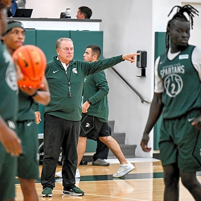 Tom Izzo juggles new challenge with MSU basketball practice underway