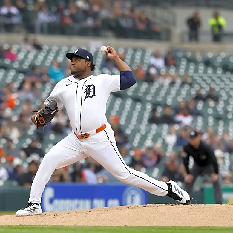 Framber Valdez finishes sad season strong but Tigers bats silent again