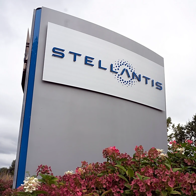 Stellantis halts white-collar hiring after huge engineer haul