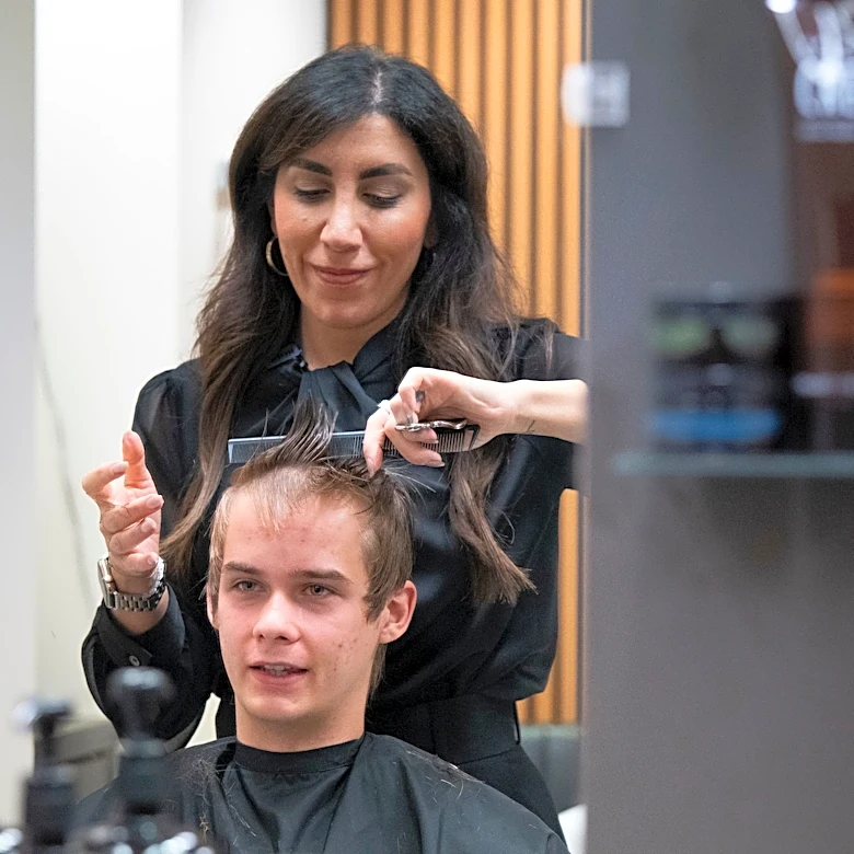 Return to work at Stellantis HQ makes good sense for salon owners