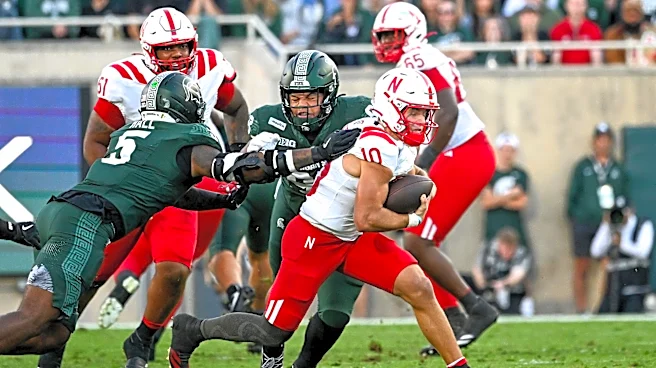 Michigan State linebacker Jordan Hall leaves game with apparent leg injury