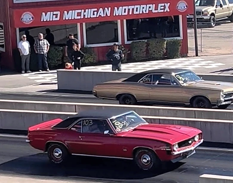 Pure Stock Muscle Car Drag Races draws old cars back to the track