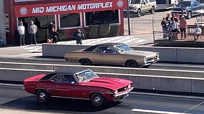 Pure Stock Muscle Car Drag Races draws old cars back to the track