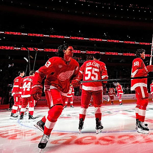 'No one is digging graves' as Detroit Red Wings start season 0-2