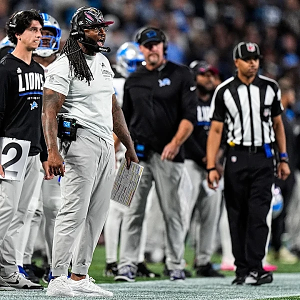 Fire Kelvin Sheppard? Not yet, but Lions, Dan Campbell, need fix soon