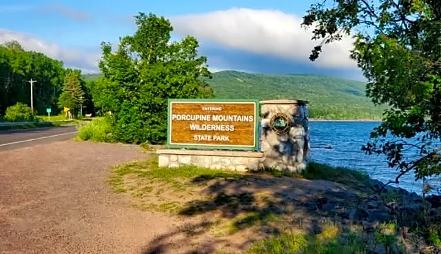 Someone stole Porcupine Mountains park sign. They want it back