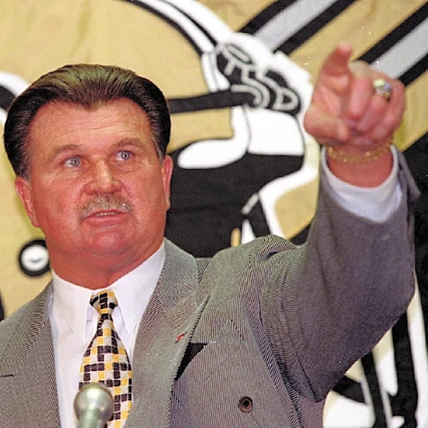 Lions' Dan Campbell recalls 'intimidating' interview with Mike Ditka