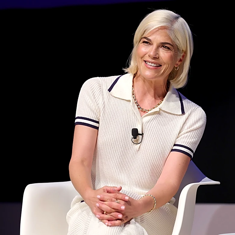 Selma Blair arrested following Delta flight incident, media reports say