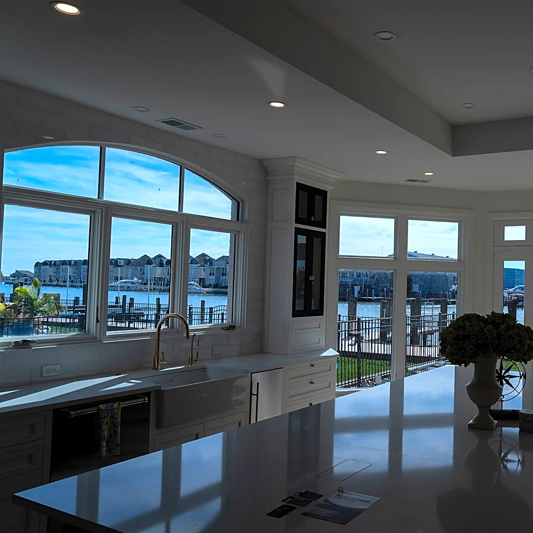 Slower housing season inspires free waterfront home tour. What to see
