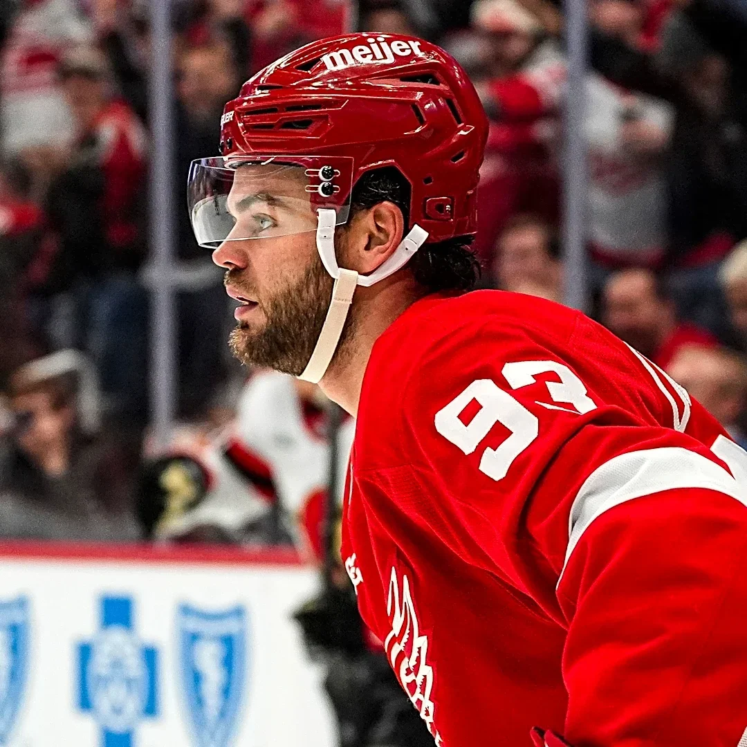 Detroit Red Wings ink Alex DeBrincat to extension, a much-needed boost for franchise