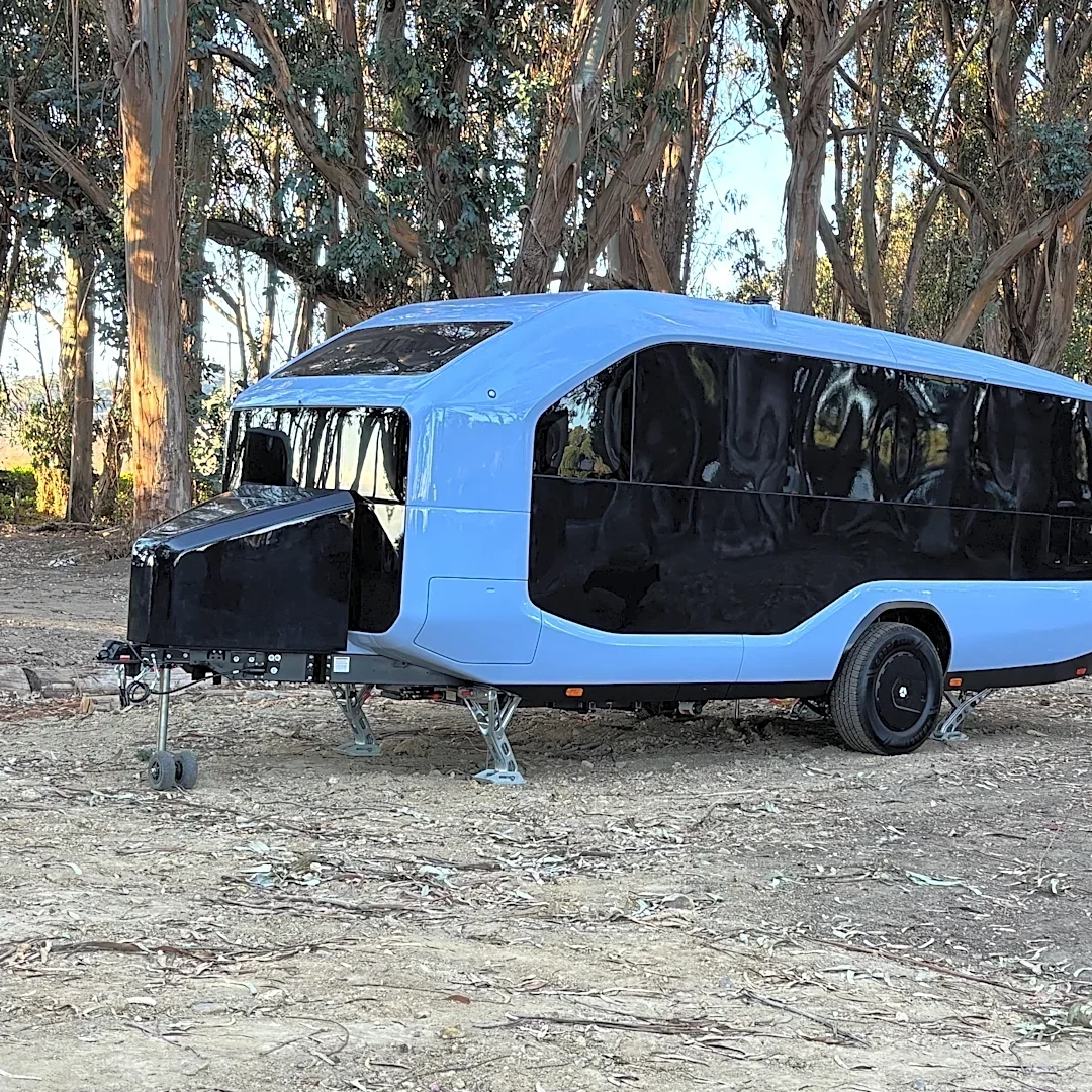 Pebble Flow camper offers autonomy, hitches itself to truck