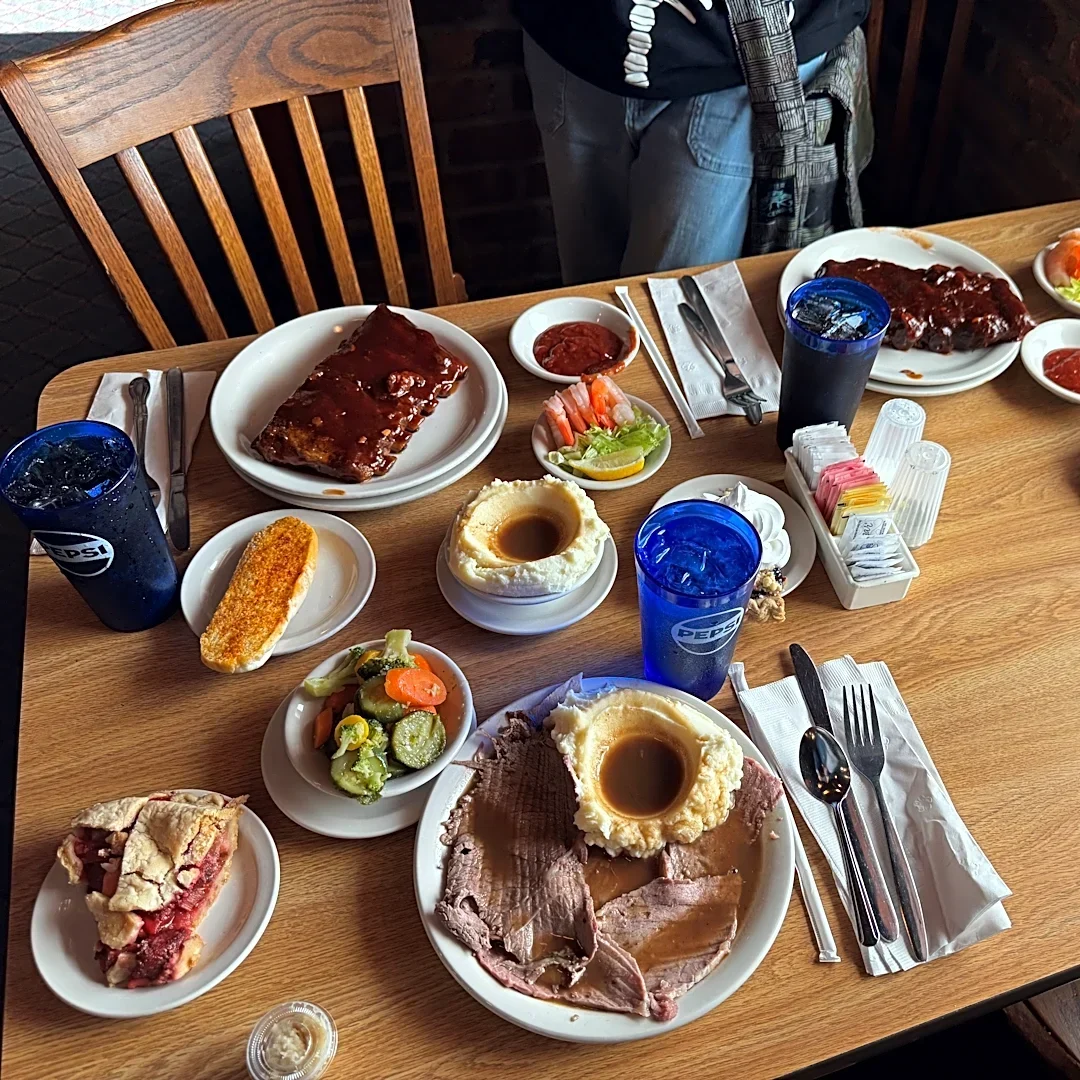 Sign of the Beefcarver to close its original − and last − location