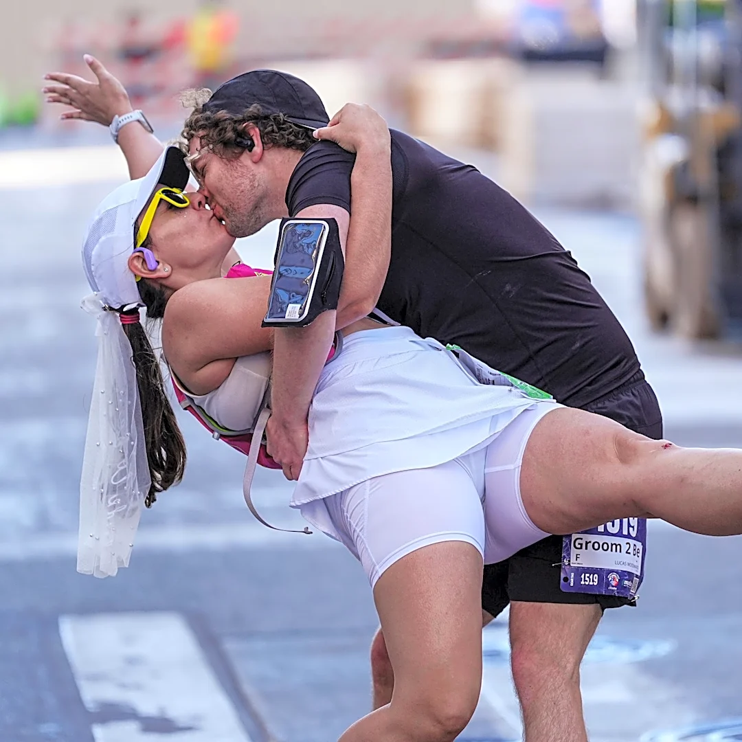 Canton couple turns slow marathon run into happy finish-line wedding
