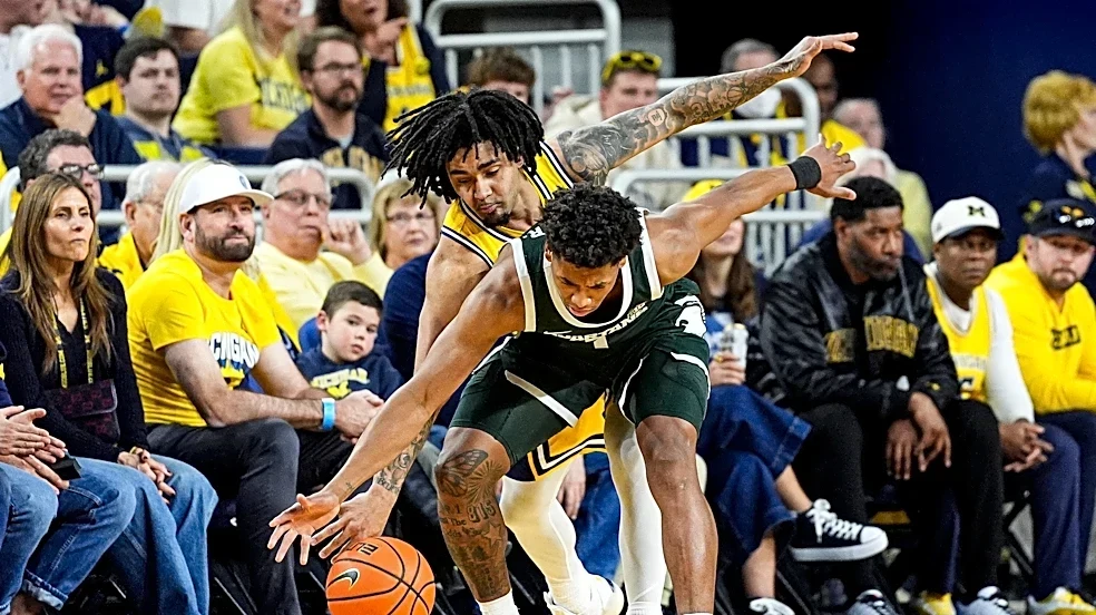 Michigan State basketball No. 6, Michigan No. 20 in initial coaches poll