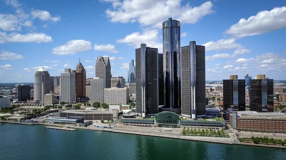 Nonprofit to redevelop, own revamped RenCen. Gilbert pledges $1B