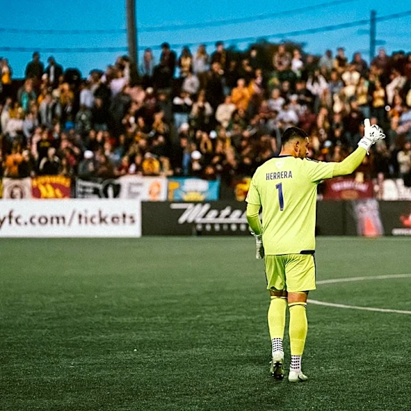 Detroit City FC goalkeeper wins USL Golden Glove award