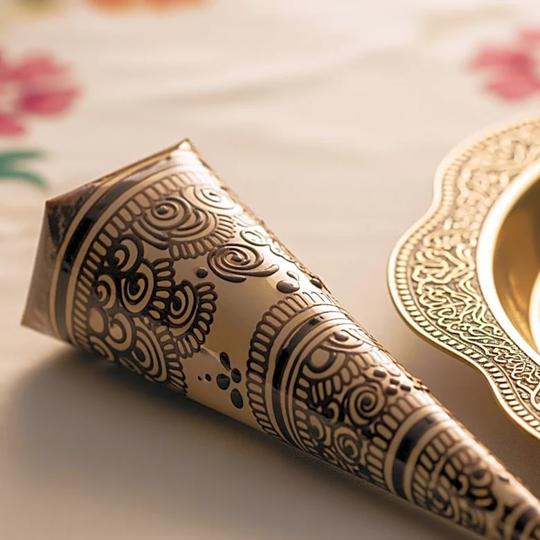 The Ancient Art Behind Modern Mehndi Traditions