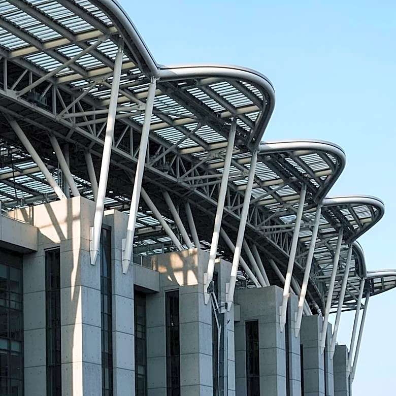 What Makes Stade Bollaert-Delelis Architecturally Unique?