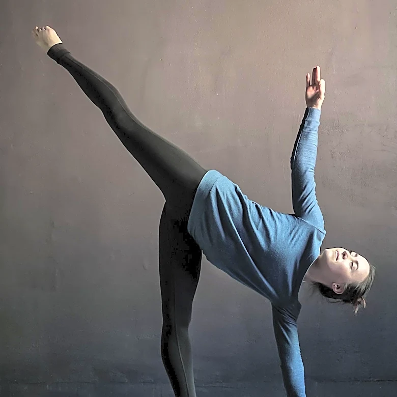 What are the Benefits of Half Moon Yoga Pose