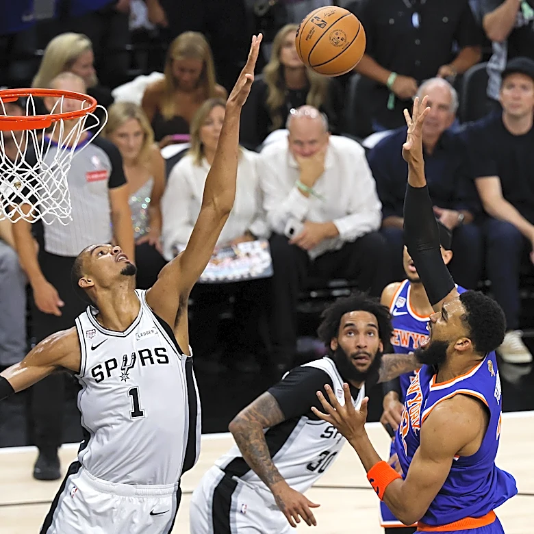 The Leadership That Defined Tim Duncan's NBA Career