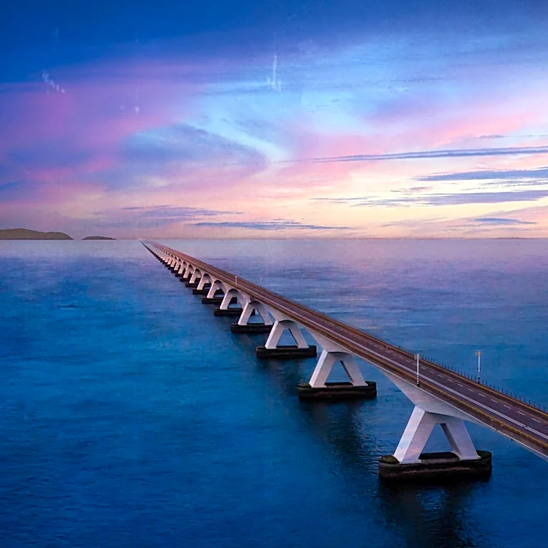 The Floating Bridge That Transformed Travel Across Lake Washington