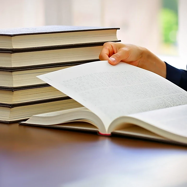 How Critical Reading Helps You Make Better Decisions