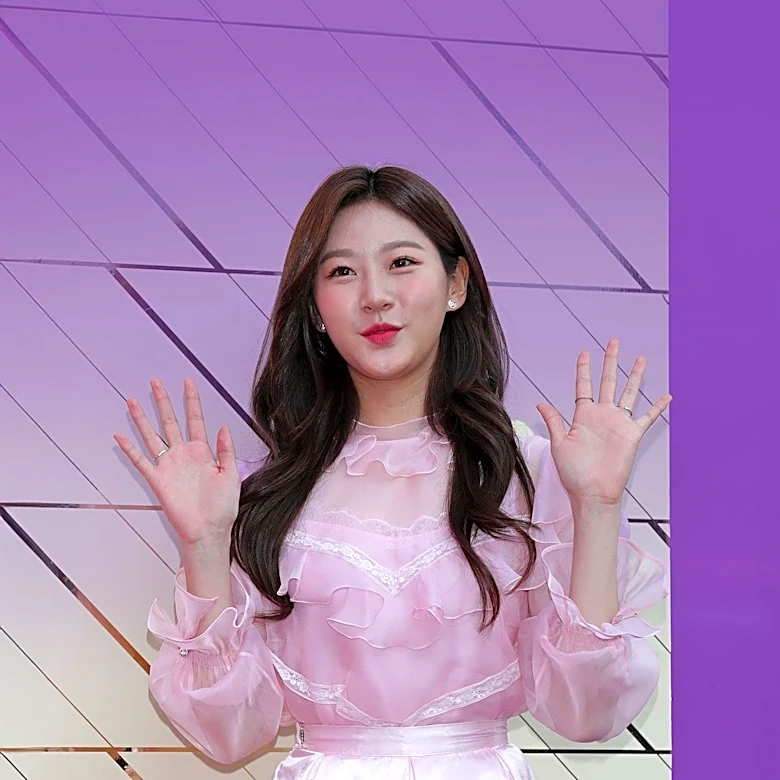 Why K-Pop Has Such a Big Impact on Beauty Trends