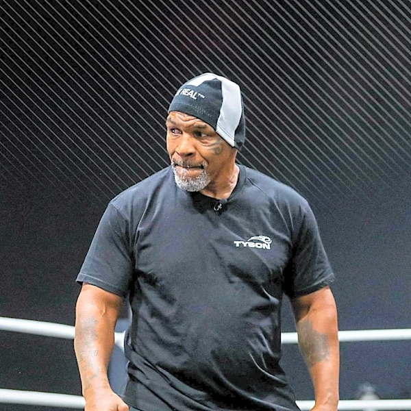 The Night Mike Tyson Completed His Rise to the Top of Boxing
