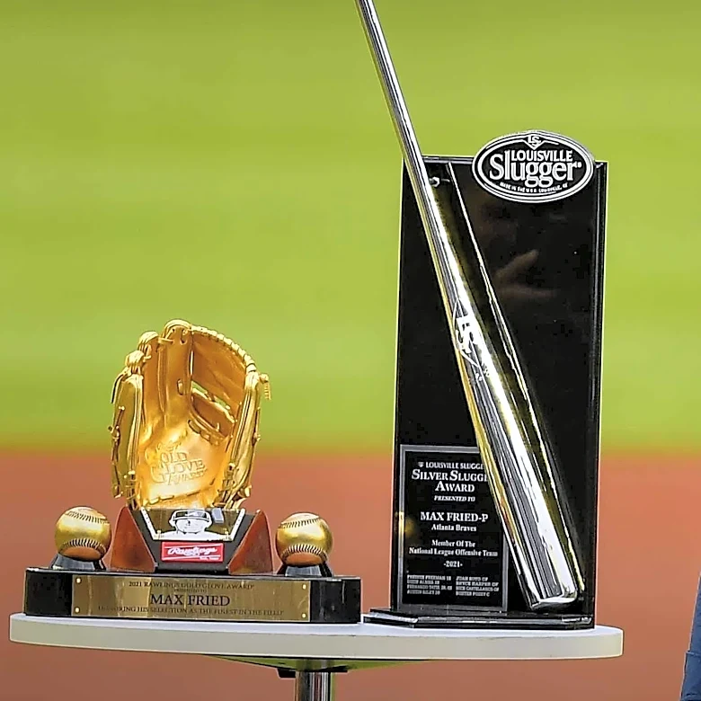 The Home of Panama Baseball Bears a Hall of Famer's Name