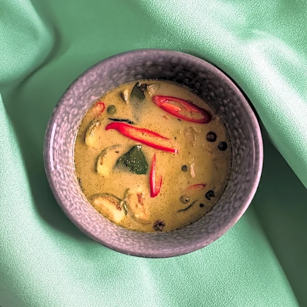 The Thai Dish Whose Vibrant Color Tells a Story