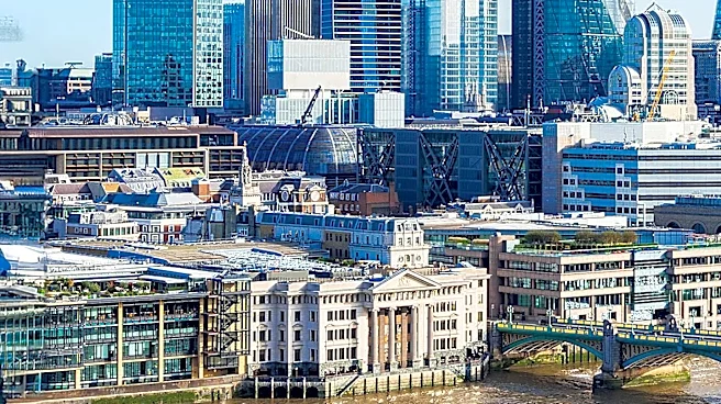 How did the Thames Shape London's Economy
